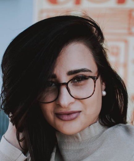 <em>Mariana Vega</em>